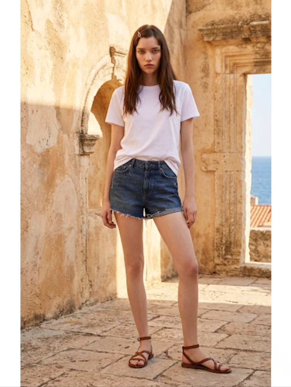ZARA TRF High Waisted Jean Cutoffs Blue Denim Mini Shorts with Raw Hem Size 2